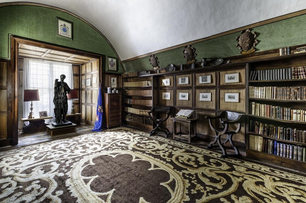 Castello Di Compiano Hotel Relais Museum 외부 사진